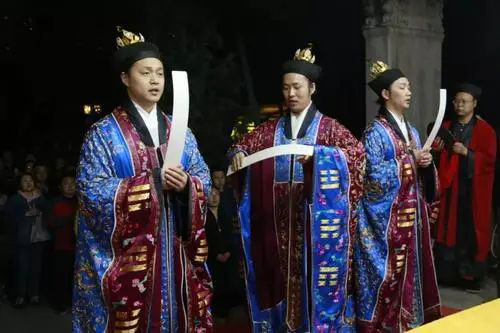 3种招桃花挂坠 好看不失优雅的招桃花