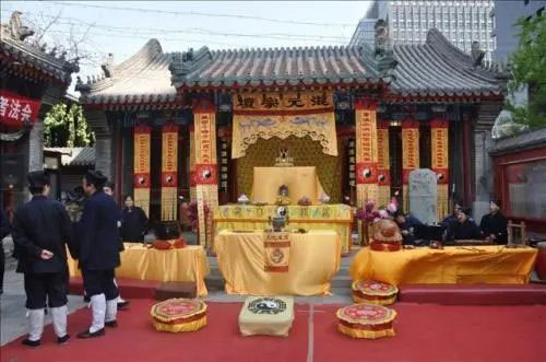大富大贵财运的八字特征