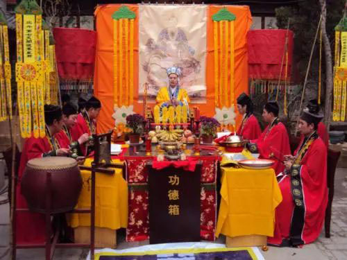 农历七月鬼门开，道长教你如何安全的度过“鬼月”！