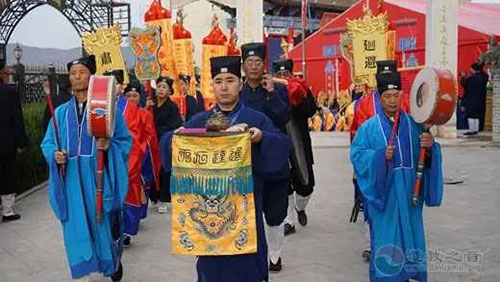 开光招桃花手链帮你早日脱离单身状况