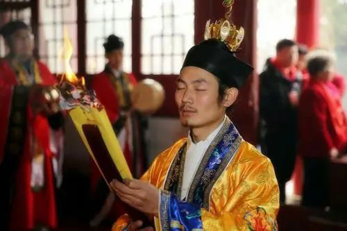 还阴债要去哪里欠阴债需要用钱还吗